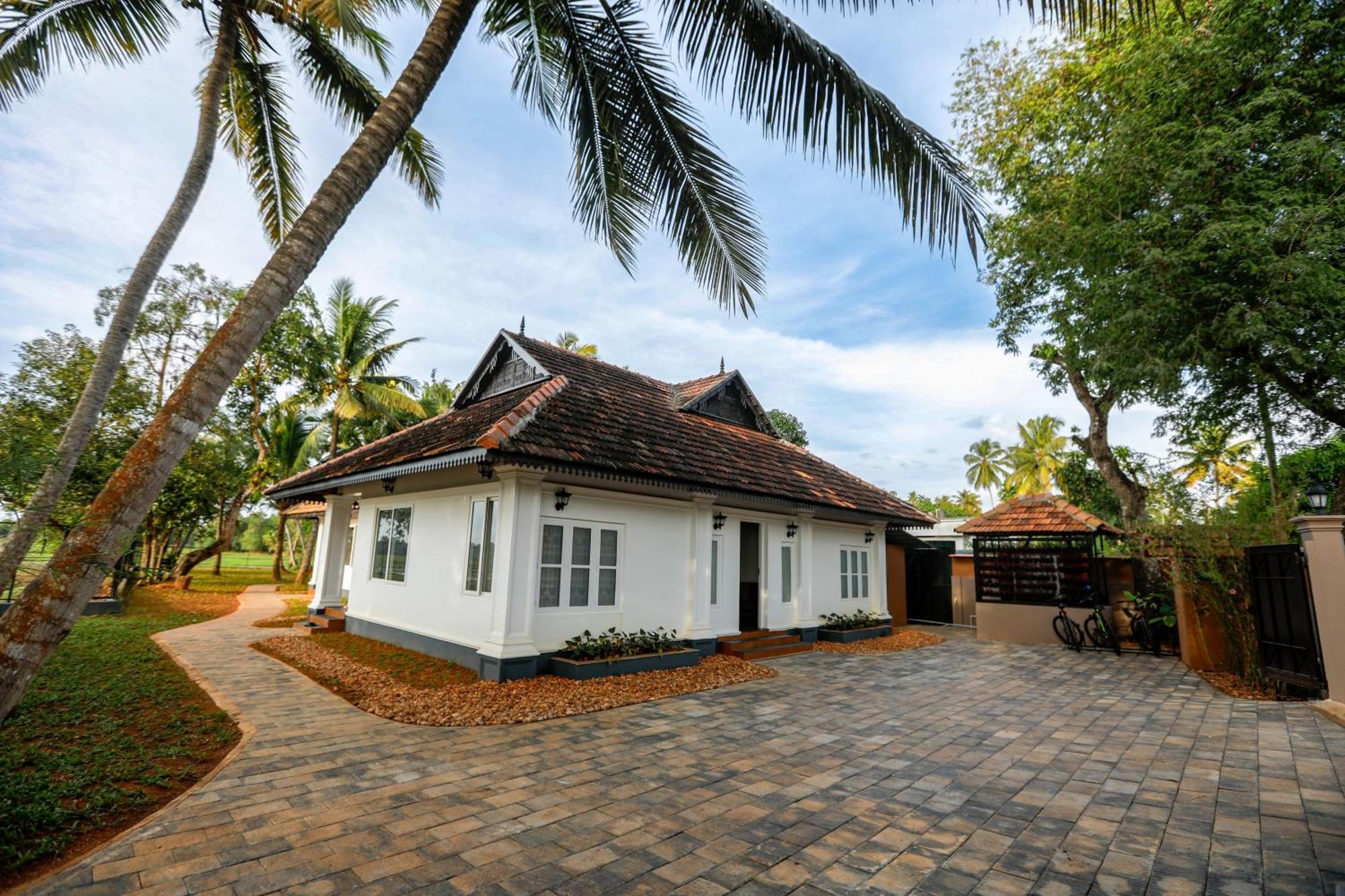 Paadam By The Backwaters Kumarakom Exteriör bild